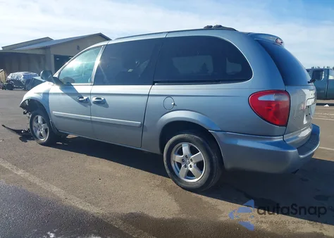 2006 Dodge Grand Caravan Sxt z USA, uszkodzony, nr VIN 2D4GP44L76R746906